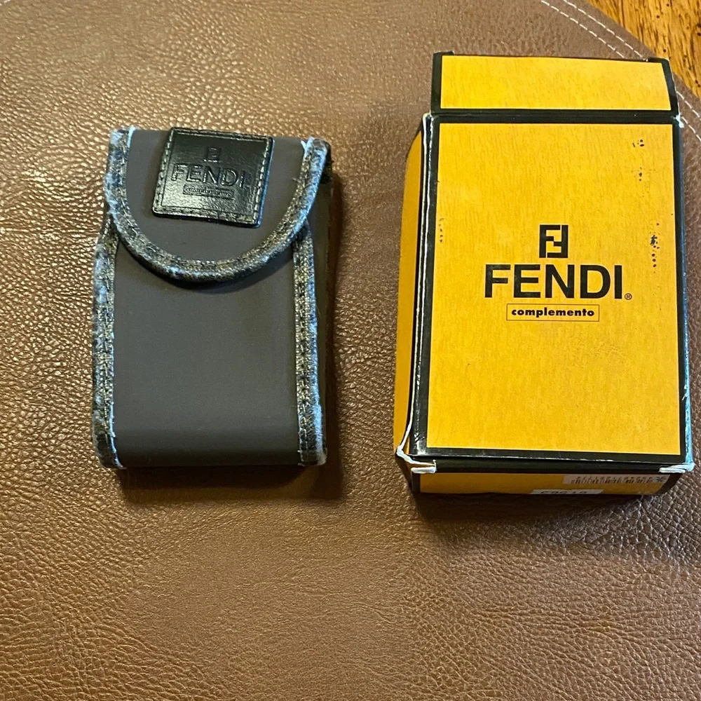 brown cigarette case , vintage , with peeling on the sides - Picture 1 of 5